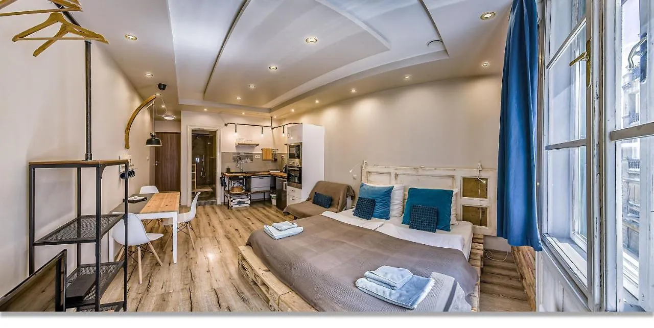 Downtown Boutique Suite Budapest Apartment