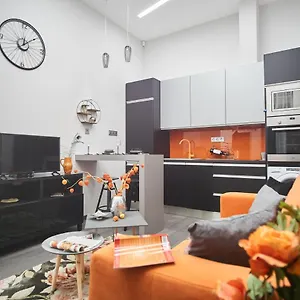 W18 Design - Downtown Будапешт